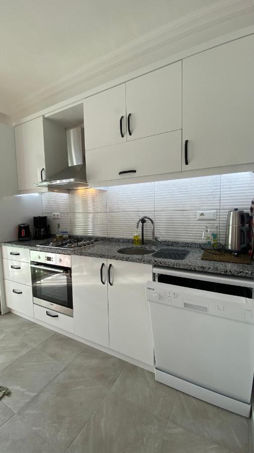 Merkezde Konforlu Apart-3 The Rush-3 * Kas